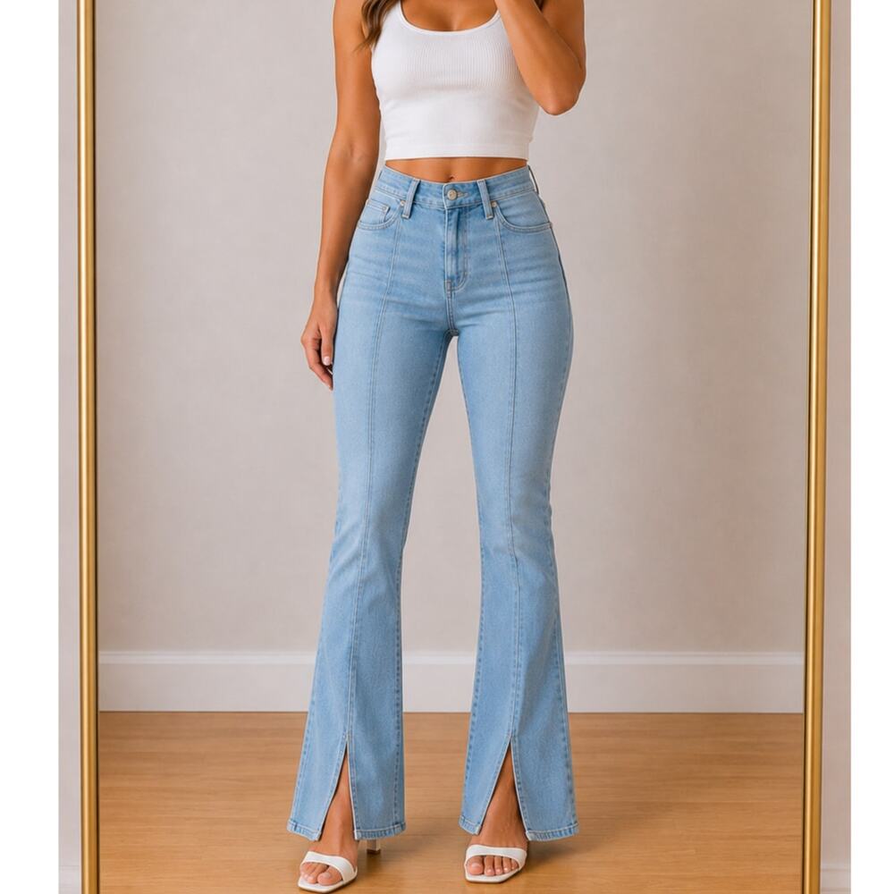 Hollister🌿NWT- High-Rise Flare Jeans Women’s W28 L31 Light Wash Stretch Denim